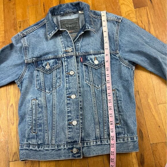 Levis Jauquard Denim Trucker Smart Jacket by Google - Picture 4 of 13